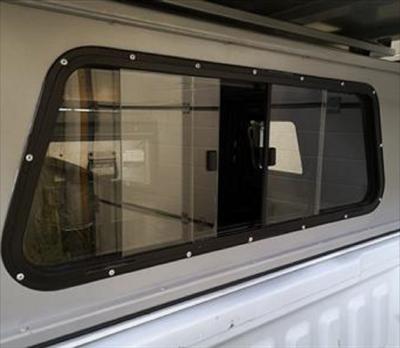 Alu-Cab Hardtop Schiebefenster Vorne Mit Montage