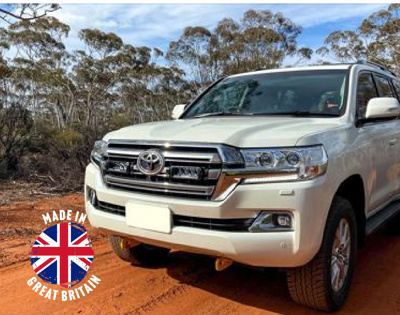 Lazer Lamps Grille Kit Toyota Land Cruiser 200 Series (2015+) - incl. 2x Triple-R 750 Wide